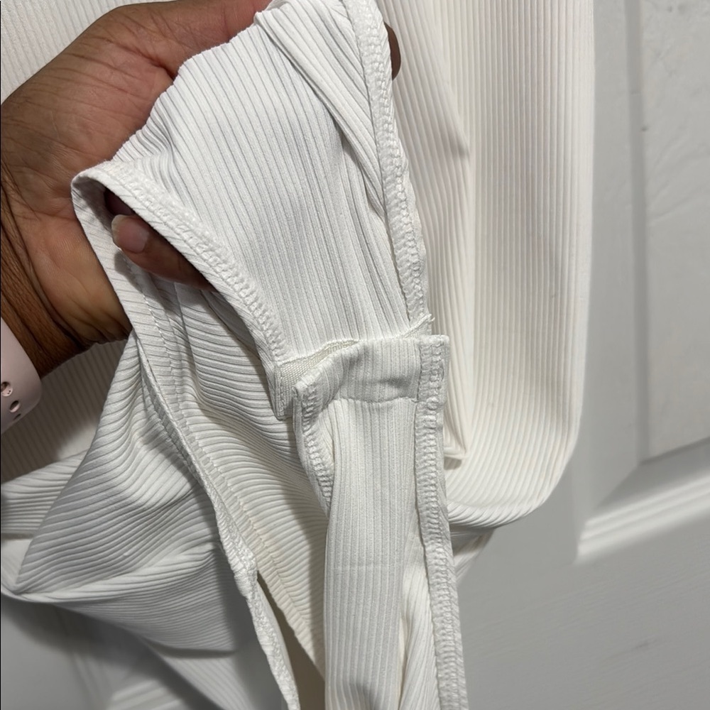 H&M Ribbed White Top - Picture 4 of 5